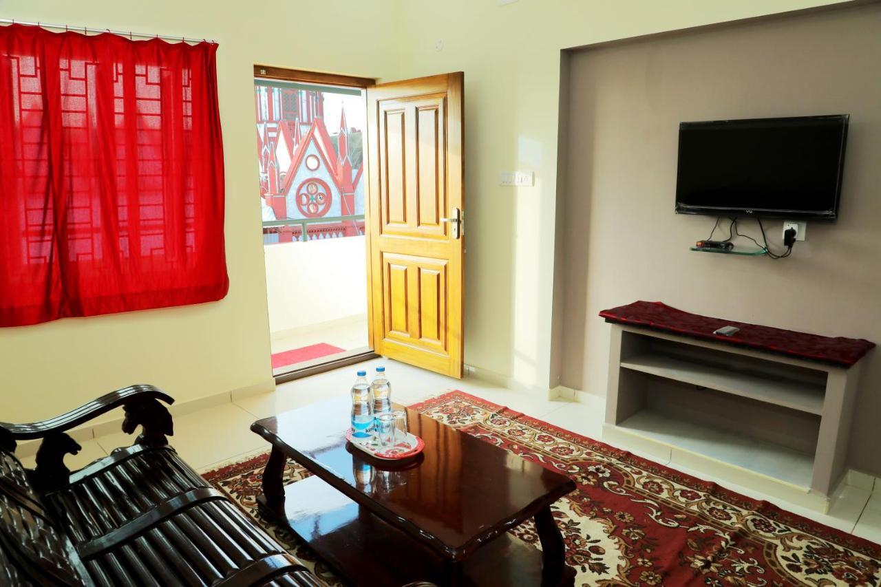 Lia'S Homestay Puducherry Eksteriør billede