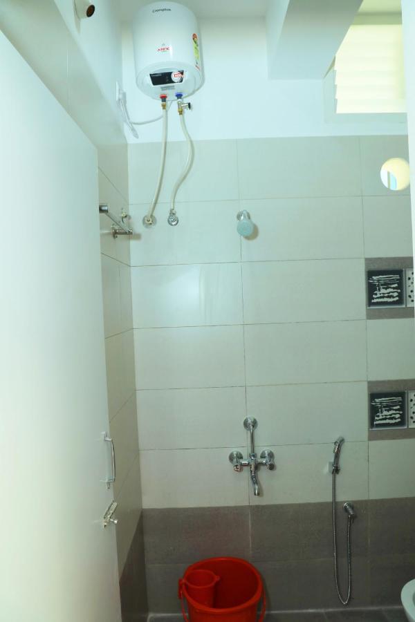 Lia'S Homestay Puducherry Eksteriør billede