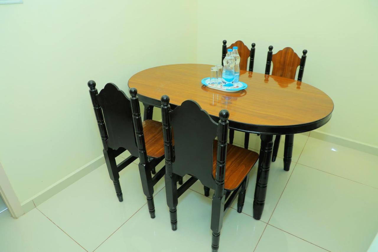 Lia'S Homestay Puducherry Eksteriør billede