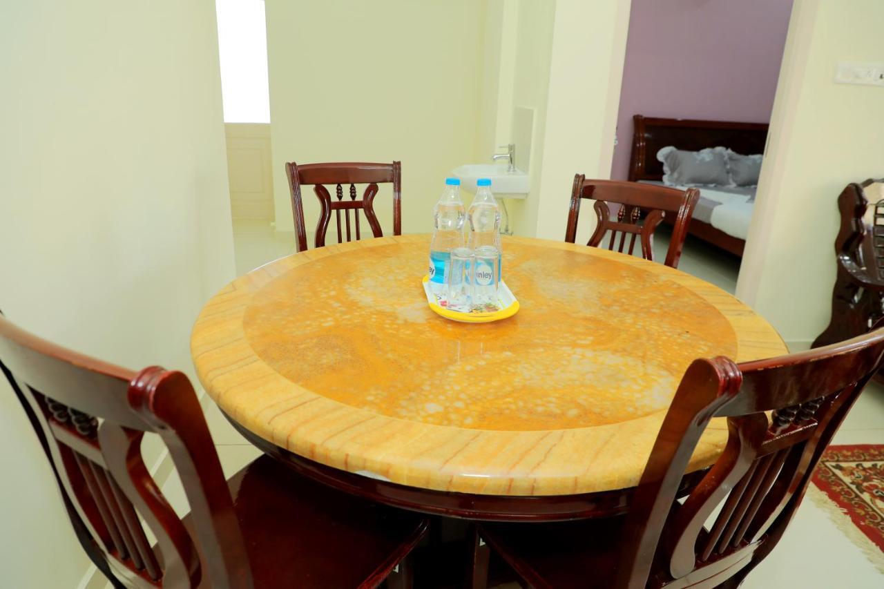 Lia'S Homestay Puducherry Eksteriør billede