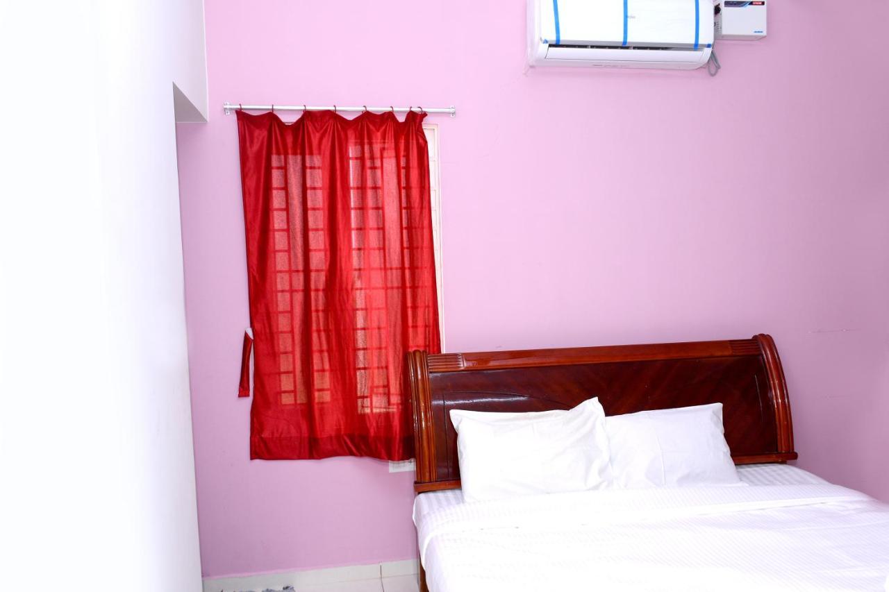 Lia'S Homestay Puducherry Eksteriør billede