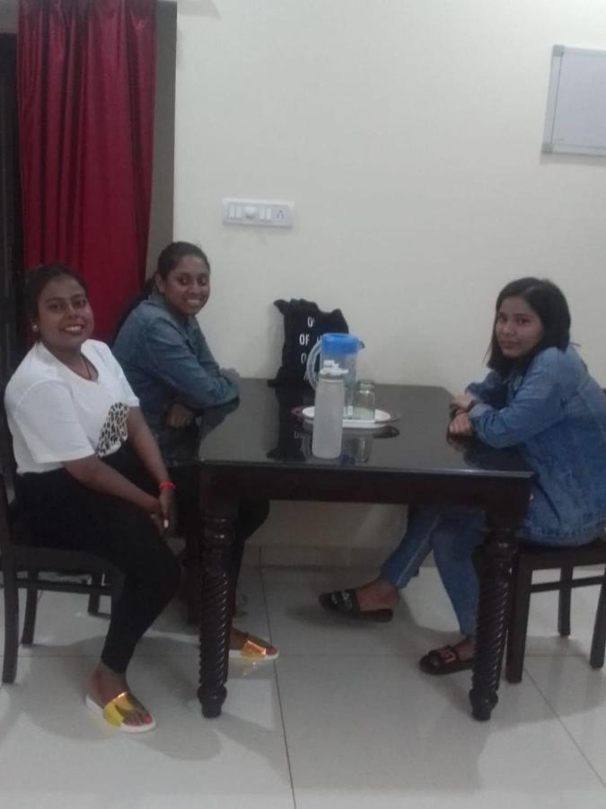 Lia'S Homestay Puducherry Eksteriør billede