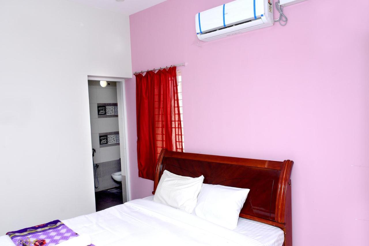 Lia'S Homestay Puducherry Eksteriør billede